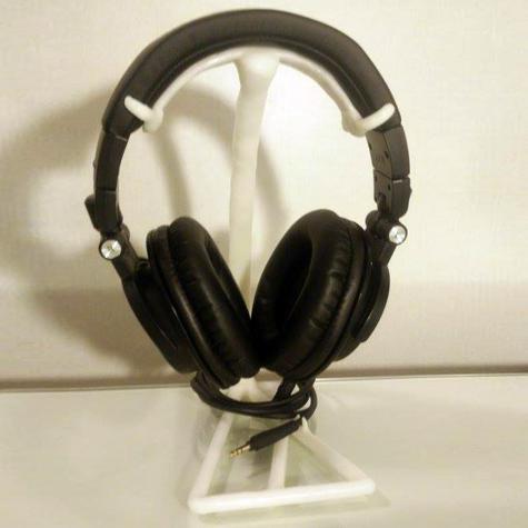 Headphone stand