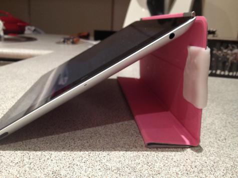 iPad cover clip