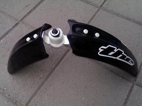 Mudguard mount