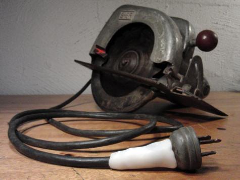 Circular saw plug repair