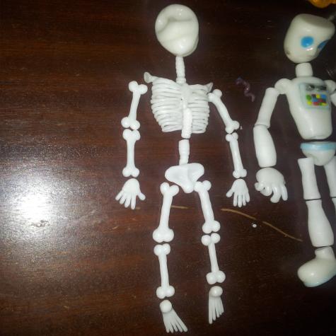 Skeleton marionette