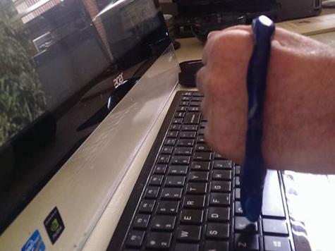 Typing splint