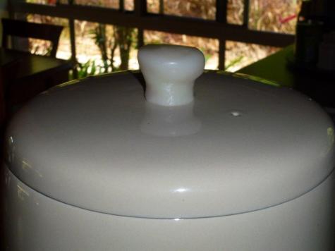 Water cooler handle